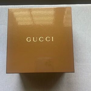 Gucci Authentic Luxurious Light Brown Empty Gift/Storage Box